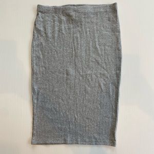 H&M Gray Ribbed Midi Skirt